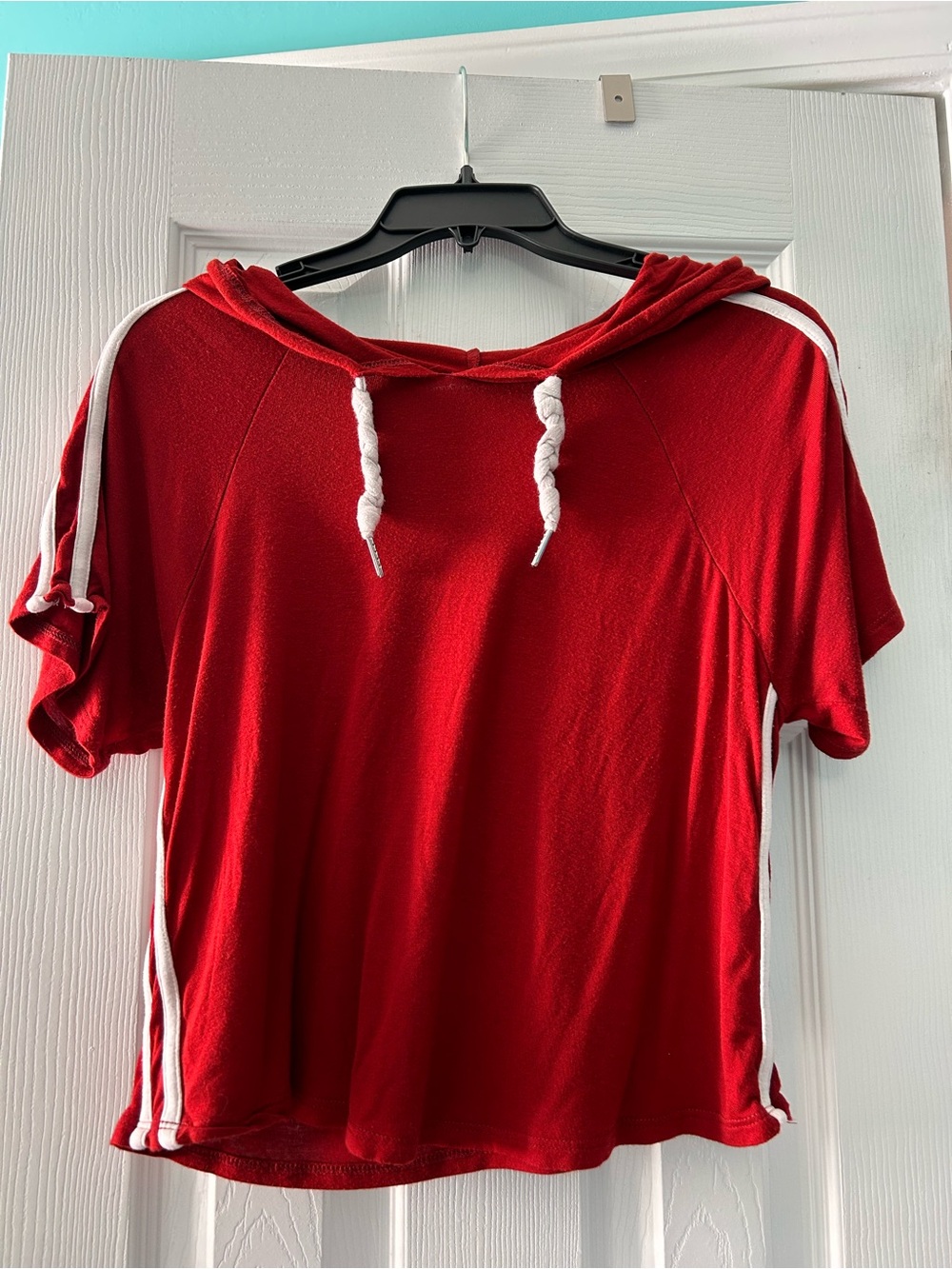Women's Rust Orange Short-Sleeve Hooded Pullover with White Trim